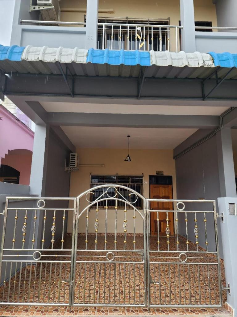 SaamSaao HomeStay Betong สามสาวโฮมสเตย์เบตง 4 Bedroom House for Rent photo 1