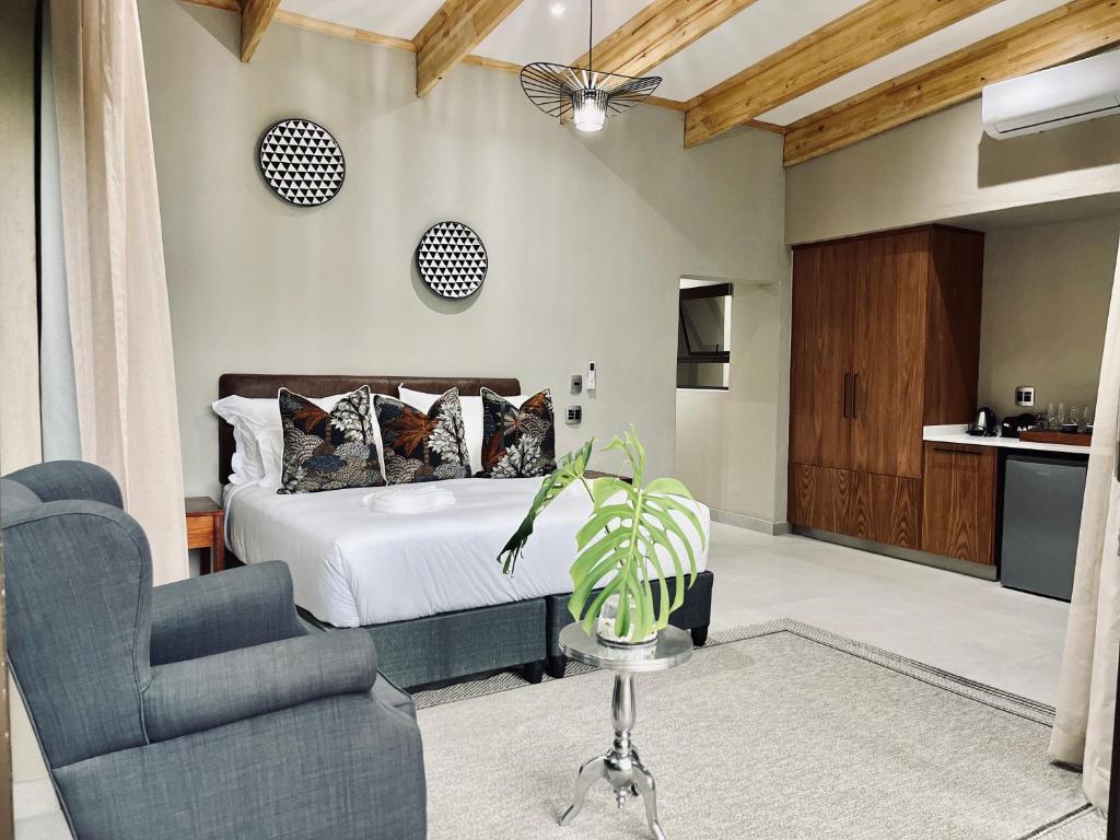 Bushbaby Valley Lodge photo 2