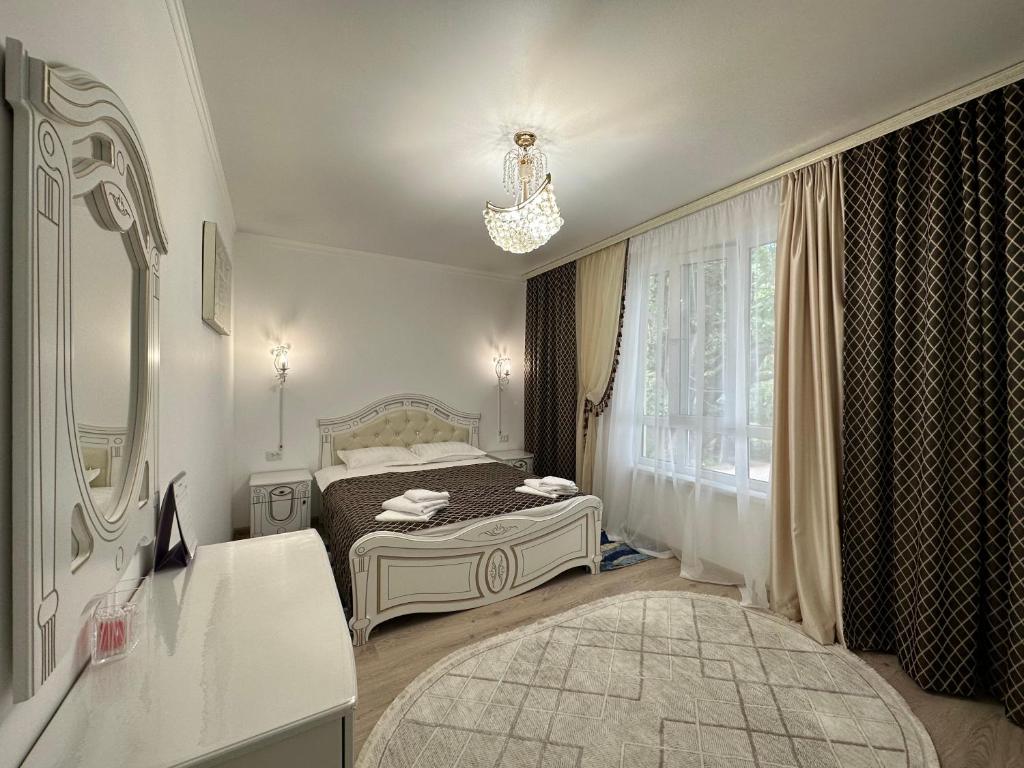Raduga West "Pearl" Apartment photo 4
