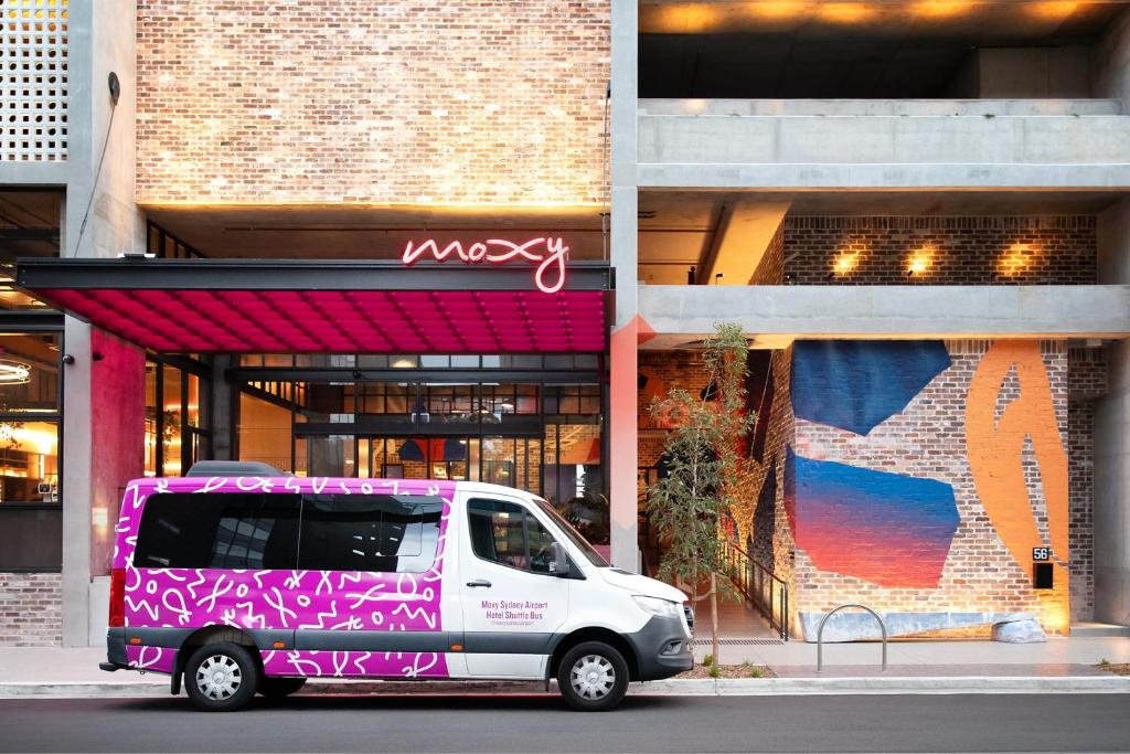 Moxy Sydney Airport photo 3