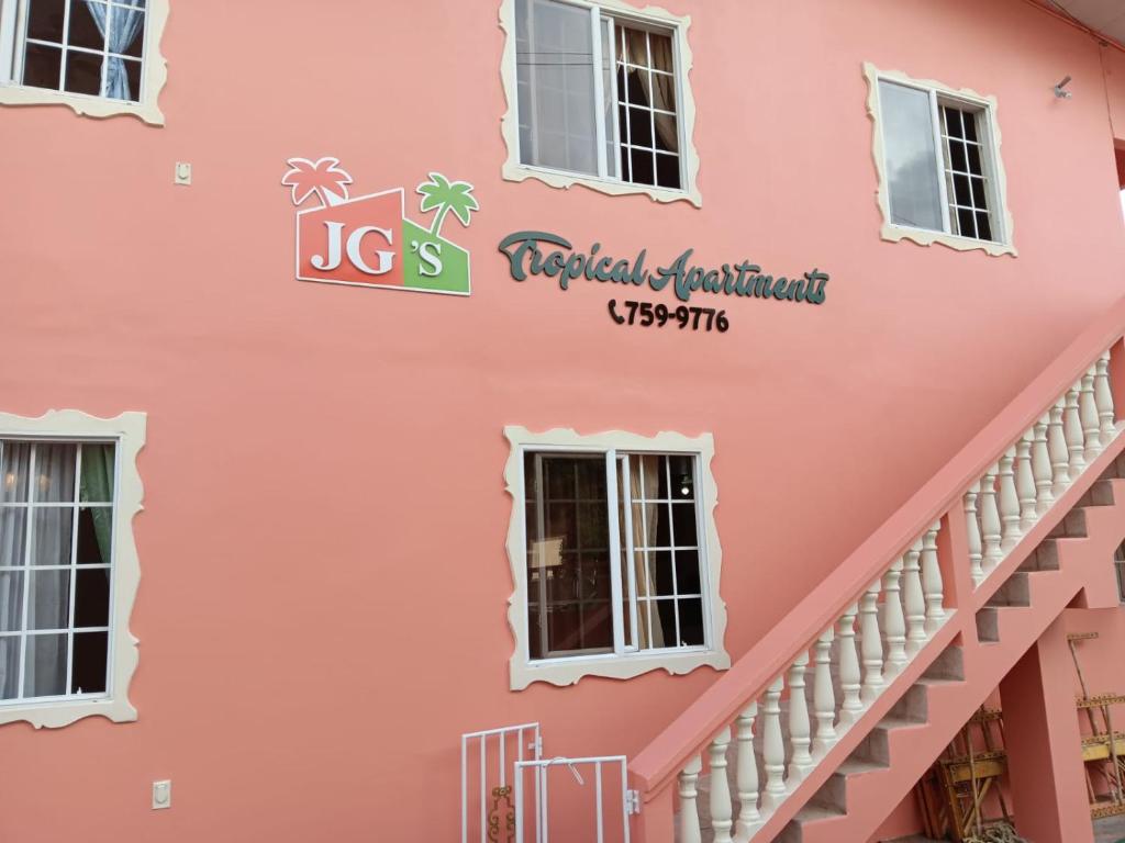 JGs Tropical Apartments photo 1