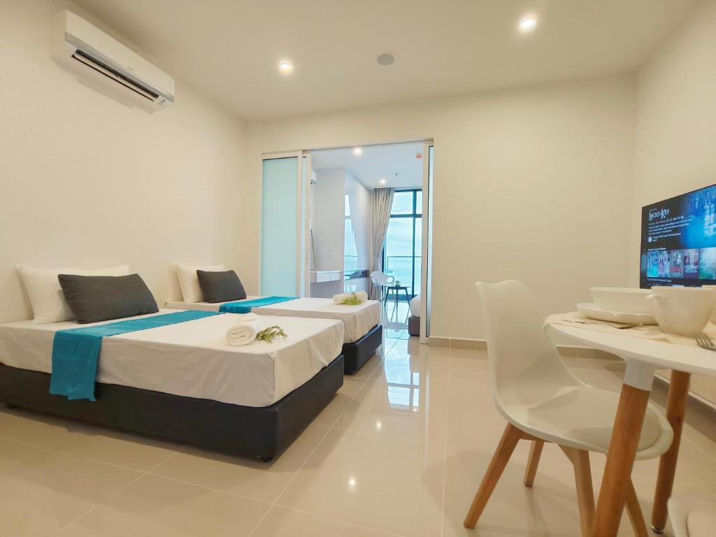 Lasa Lasa Sojourn 4 pax at The Shore seaview suites