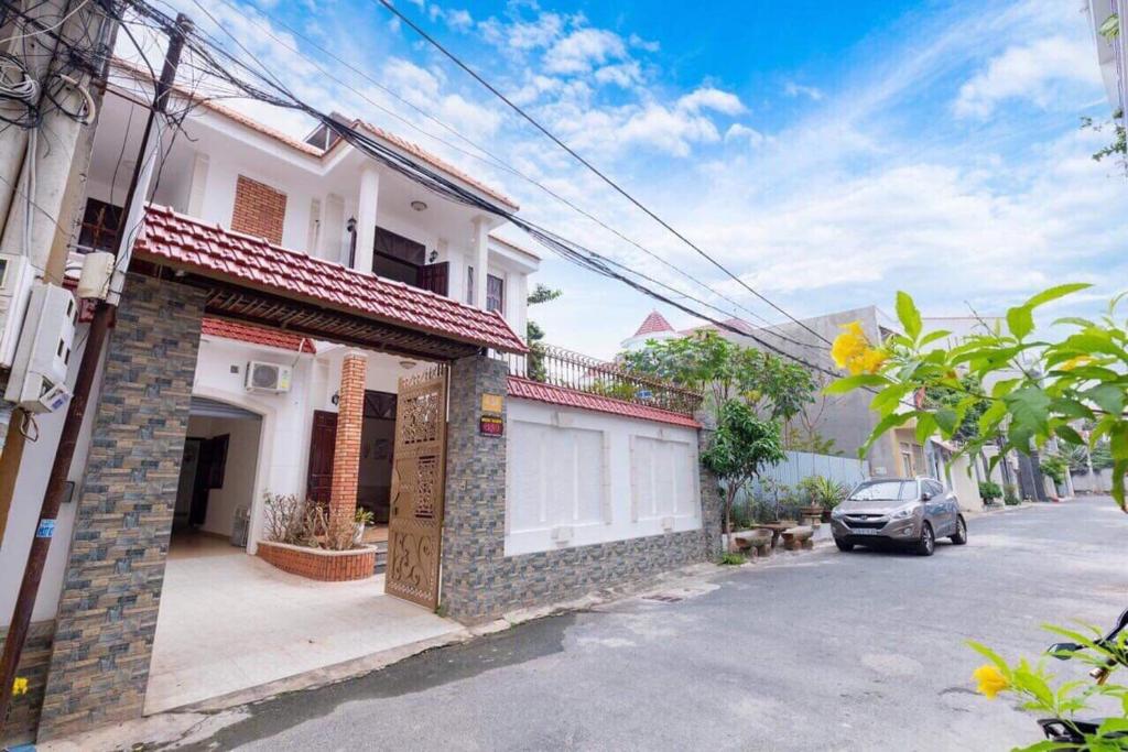 Villa Gần Biển Bãi Sau - Free Karaoke & Bida