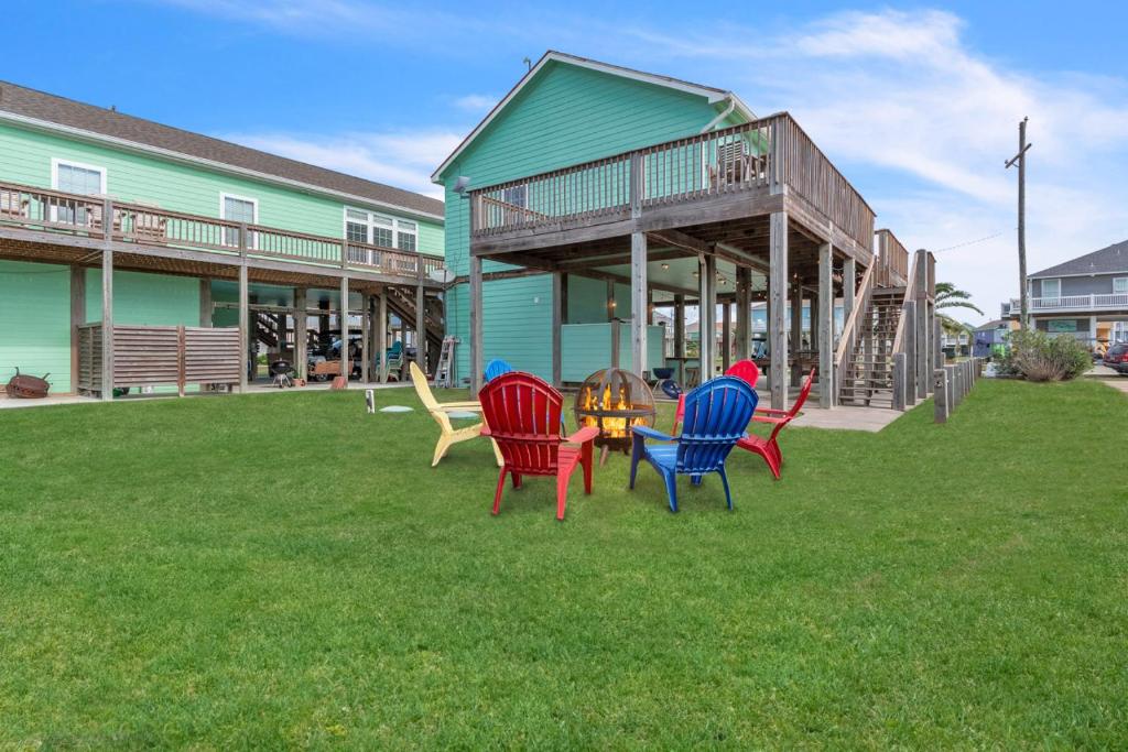 Steps to beach Golf Cart About Time Beach Retreat photo 2