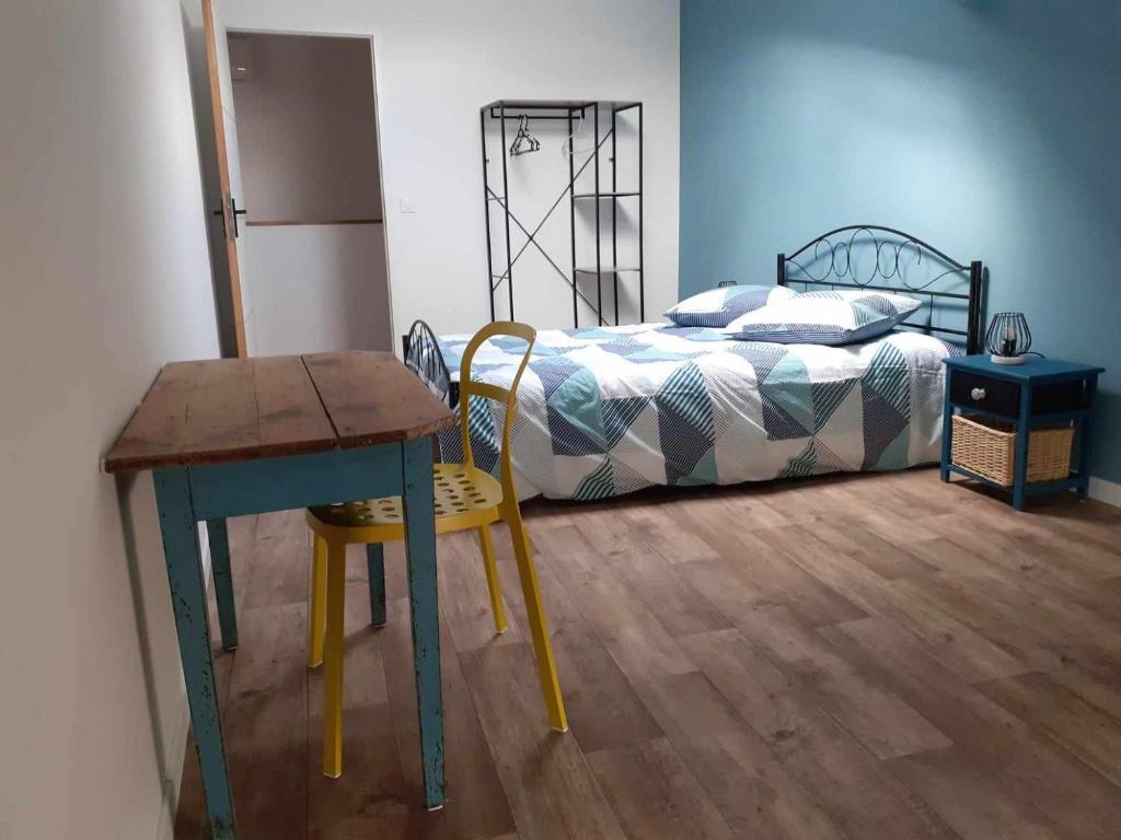 Grand T3 calme et lumineux 4-6 personnes photo 4