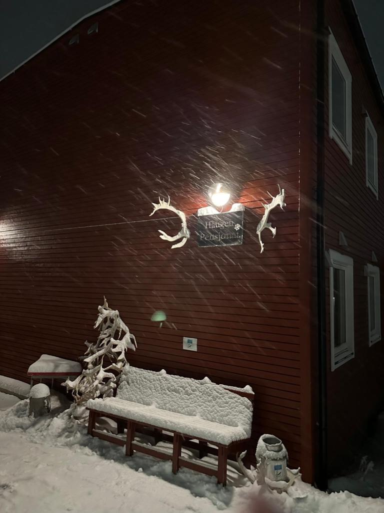 Haugen Pensjonat Svalbard photo 1