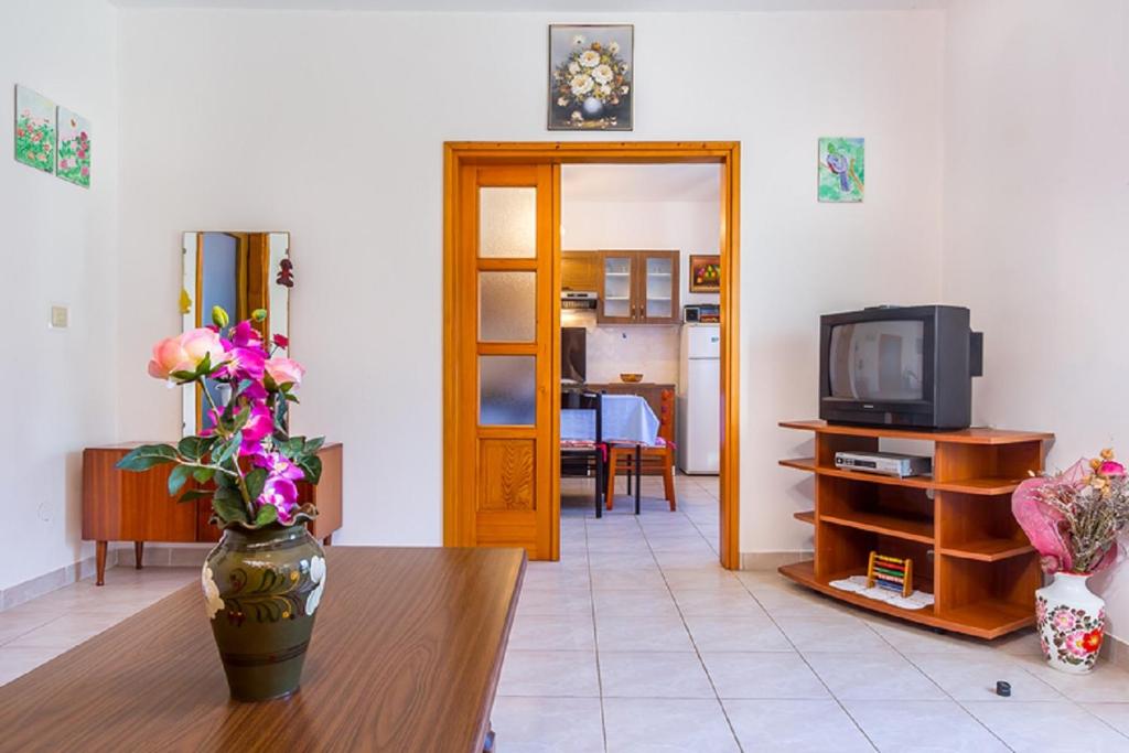 House Cador photo 2
