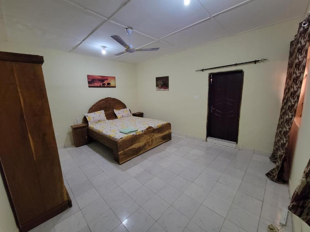 Nicely Furnished Comfortable Holiday Apartment Home at Yarambamba Estate photo 2