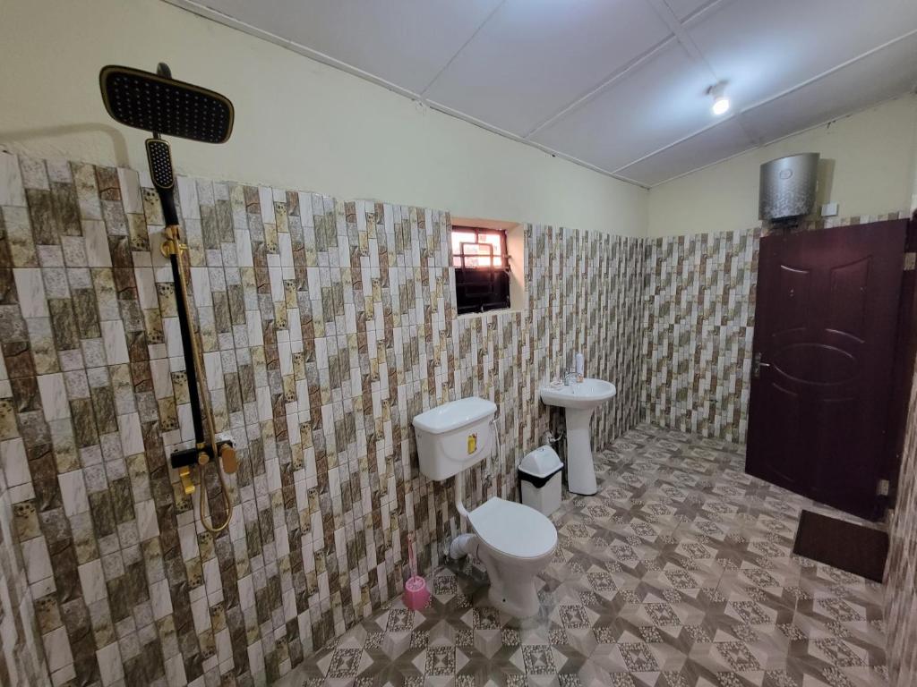 Nicely Furnished Comfortable Holiday Apartment Home at Yarambamba Estate photo 3