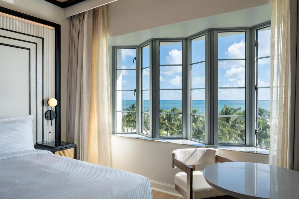 Winter Haven Hotel, Miami Beach, Autograph Collection image