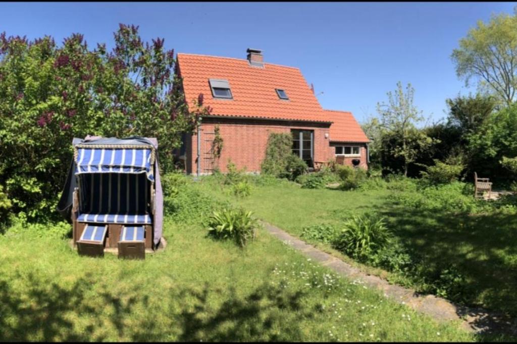 NEU! Ferienhaus mit Naturgarten photo 1