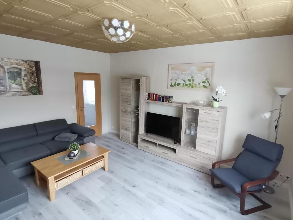 NEU! Ferienglück Gornsdorf - moderne FeWo- photo 1