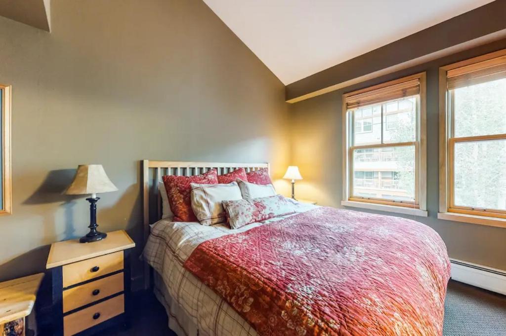 Silvermill Lodge photo 1