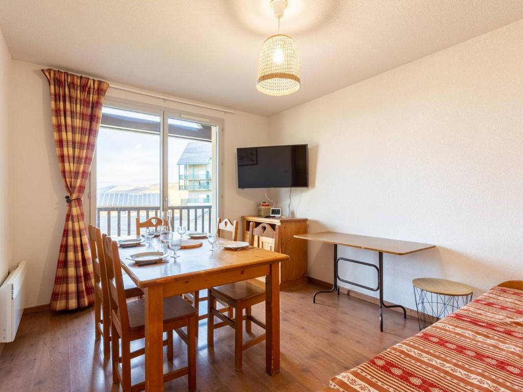 Appartement Germ, 3 pièces, 6 personnes - FR-1-695-43 photo 1