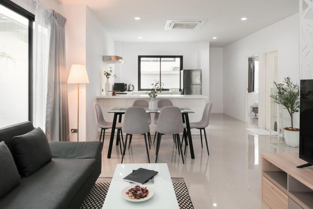 Chao Wilai Residence I Naiyang Beach I HKT Airport