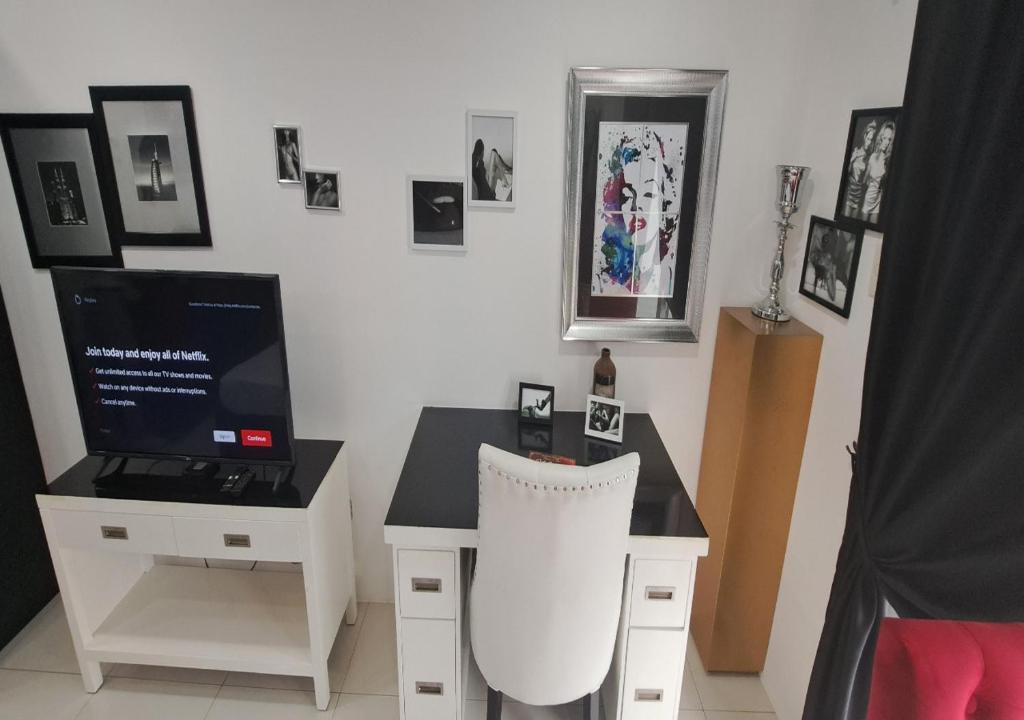 Studio at Kandi Palace near Walking street photo 2