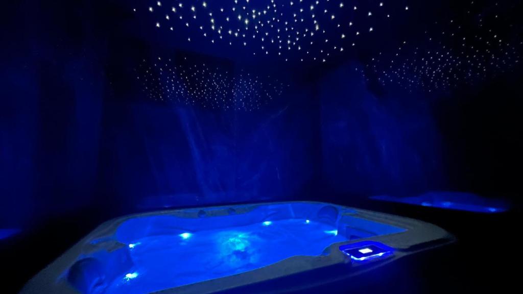ELÉGANCE & SPA - chambre d'hôtes avec sauna et jacuzzi privatif photo 1