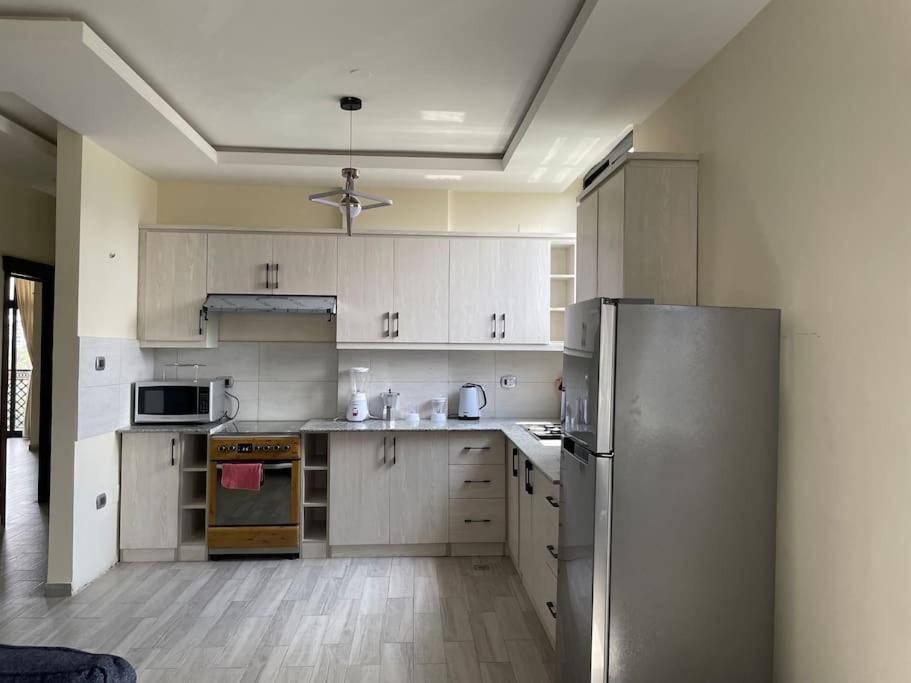 Modern living photo 2