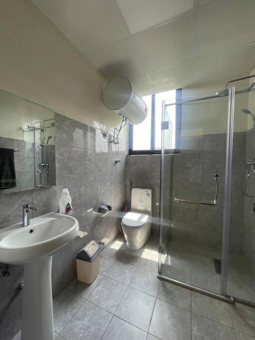Modern living photo 4