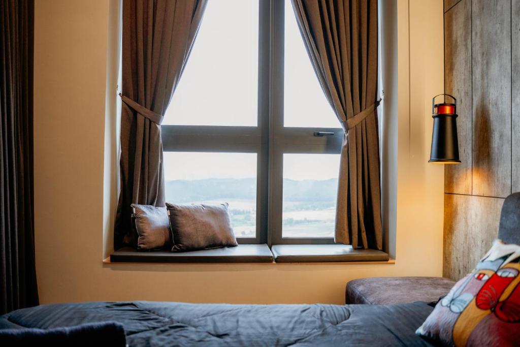 Stylish Loft Duplex Sunway Grid by Our Stay photo 4