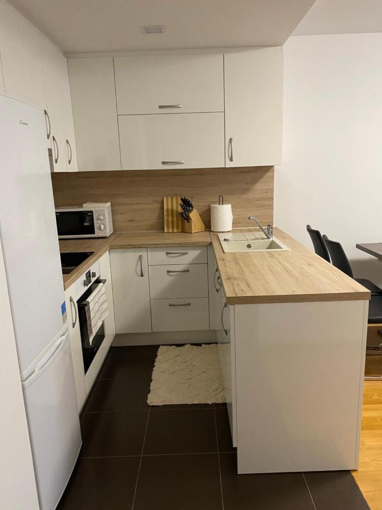 Pranjić Apartment photo 2