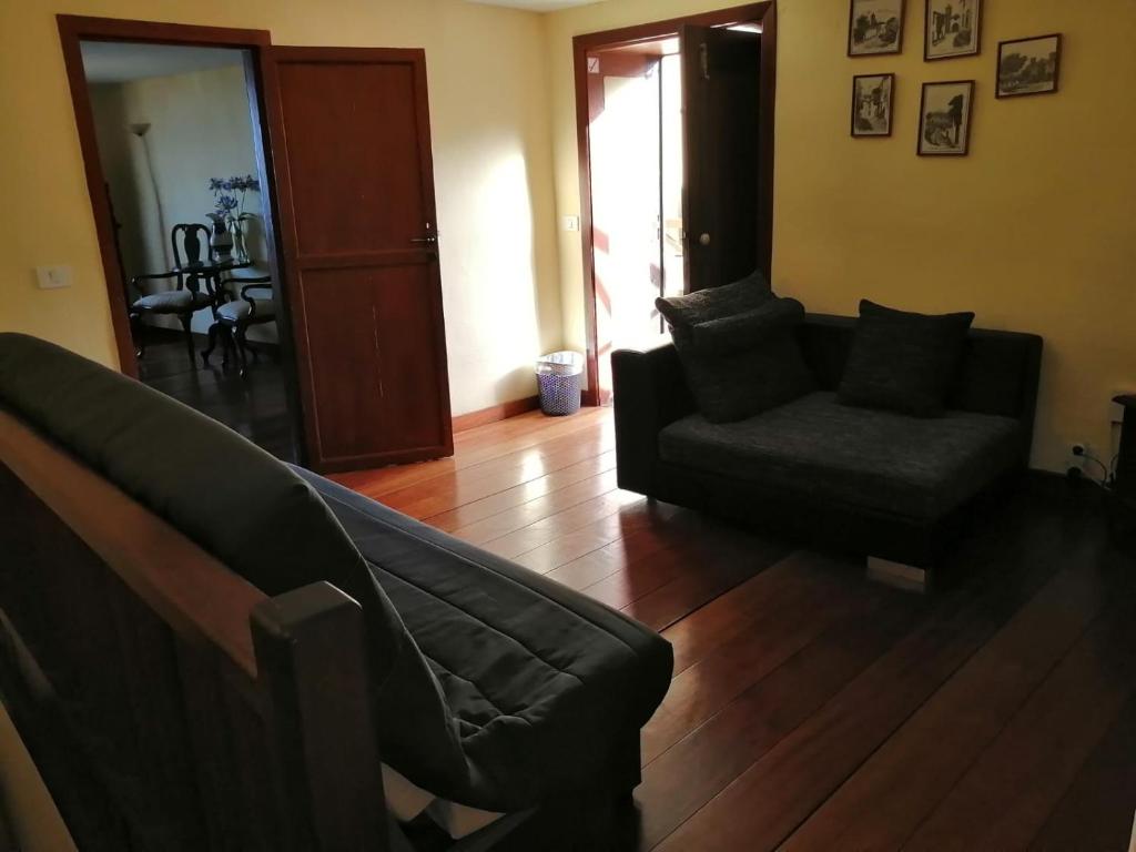Hotel Rural La Raya 1866 - Tap to explore photos
