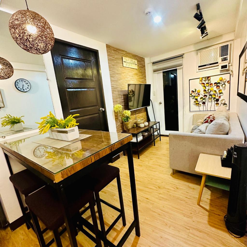 Emotera Place @ Arezzo Place Davao photo 2