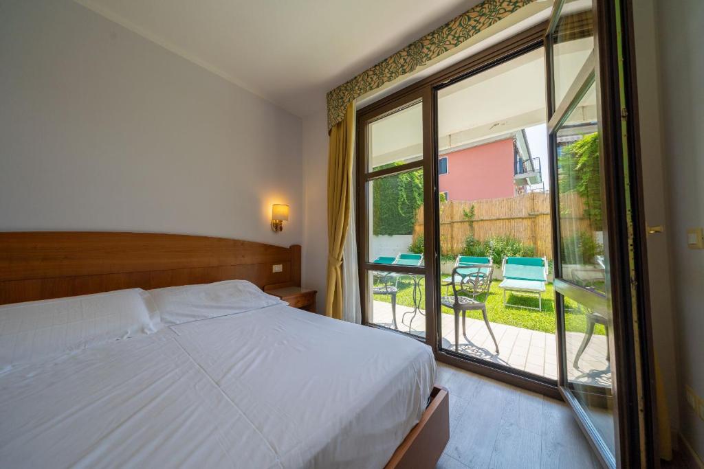 Hotel Smeraldo photo 1