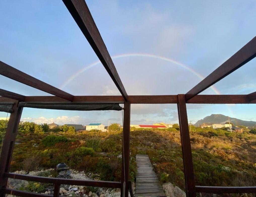 Brandys beach house bettys bay photo 4