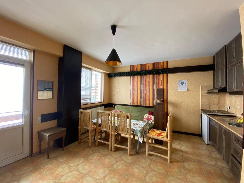 Amazing flat in Gudauri, 5 minutes walk to slopes! photo 2