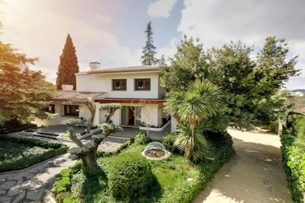Grand Luxury Villa w/ Pool & Hottub nearby Granada photo 1