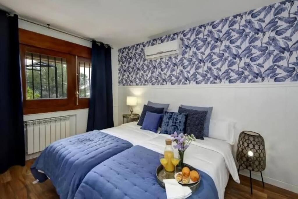 Grand Luxury Villa w/ Pool & Hottub nearby Granada photo 4