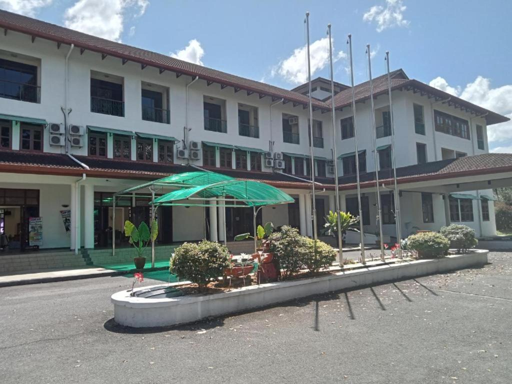 HARVARD SUASANA HOTEL photo 3