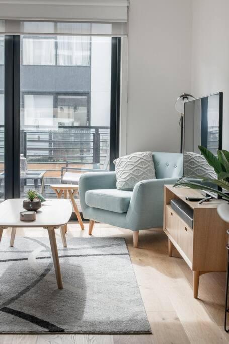 Perfect Port Melbourne Townhouse photo 3