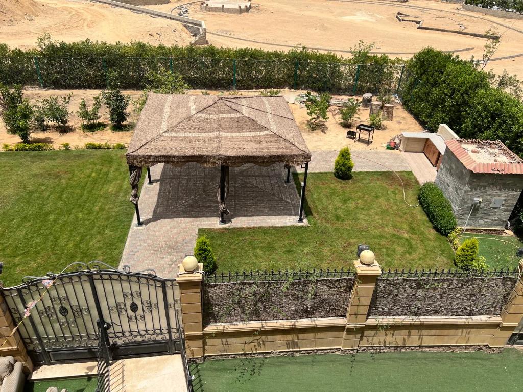 Luxury Apartments Beside Mall of Arabia and Dar Al-Fouad hospital - Families only- No Alcoholic Beverages photo 3