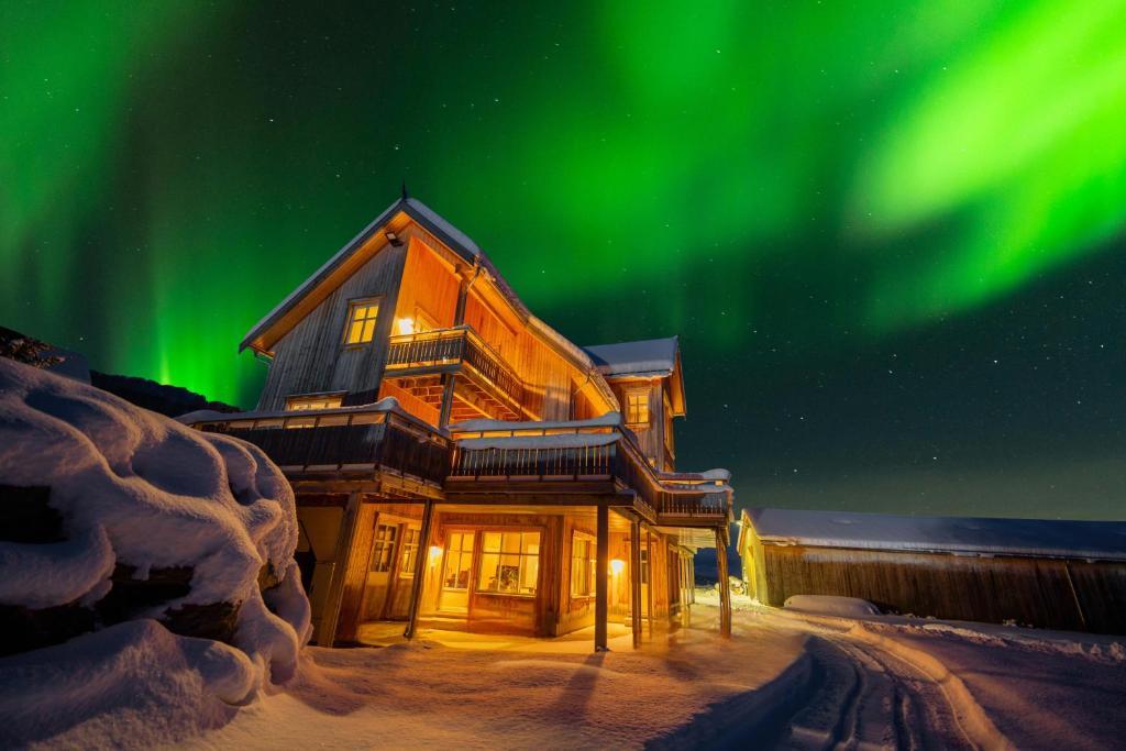 Villa Nestun - secluded oasis near Tromsø city