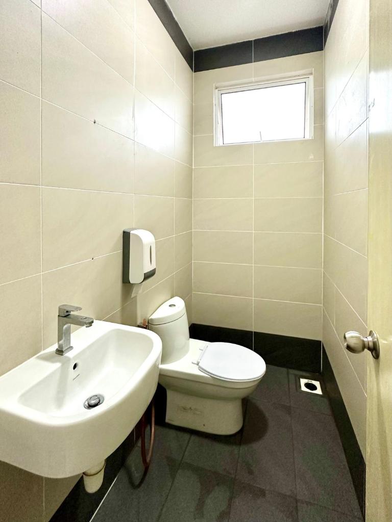 Hom Villa 5rm 12-22 pax Wifi Netflix BBQ SteamBoat Games Beach Water Park photo 2