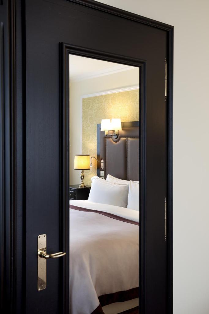 Двухместный (Фирменный двухместный номер с 1 кроватью), Hotel Rotary Geneva MGallery by Sofitel