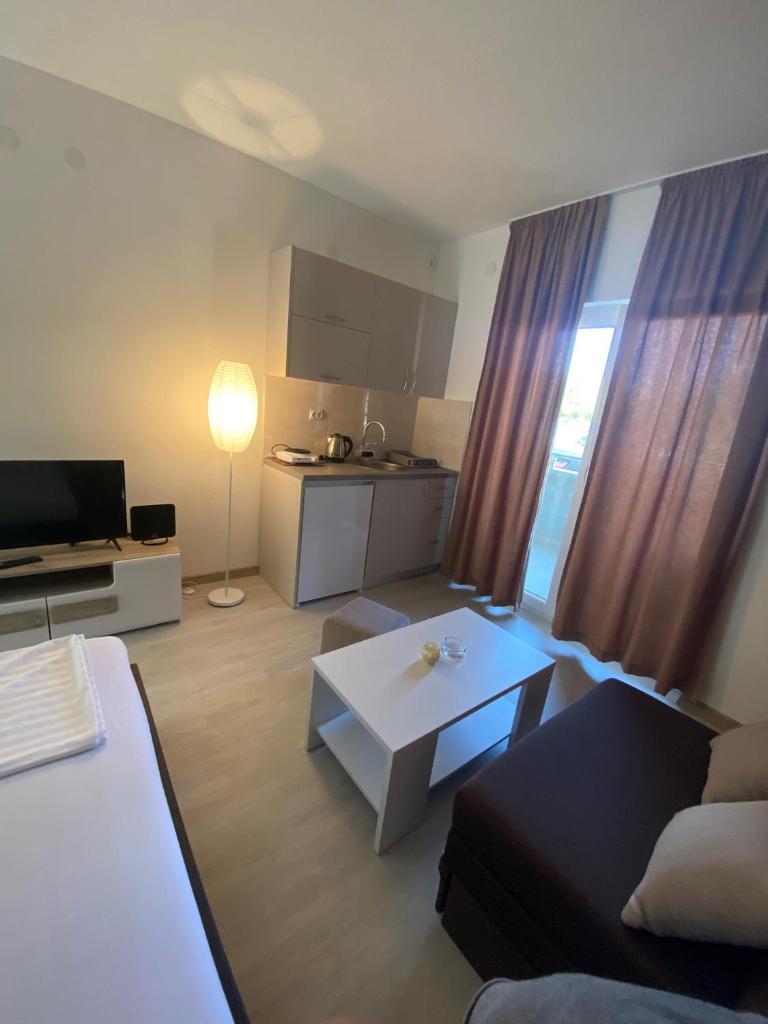 M&M Apartments photo 1