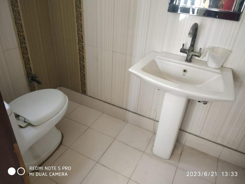 HOTEL LIVING POINT photo 2