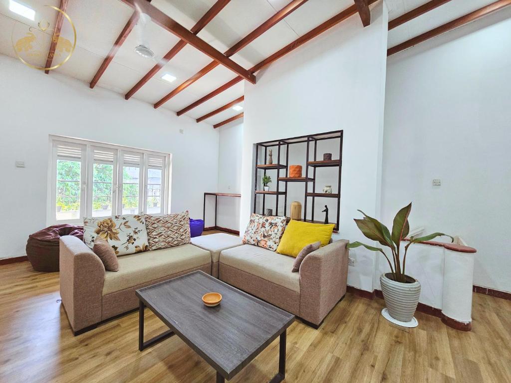 Galle Face Terrace Hostel by Tourlux photo 1