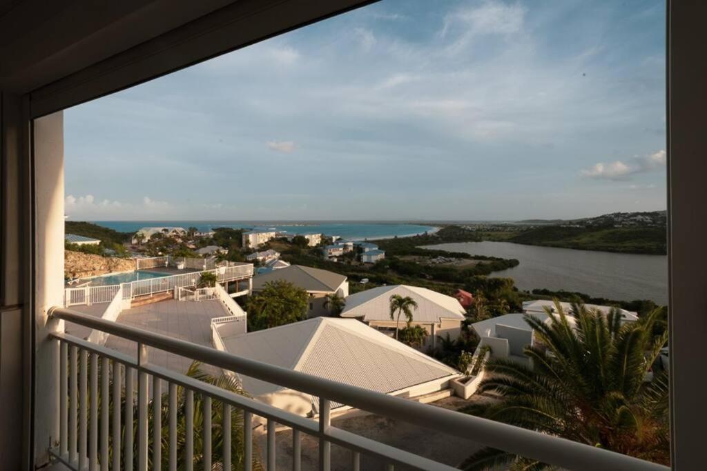 Studio magnifique vue sur mer photo 1