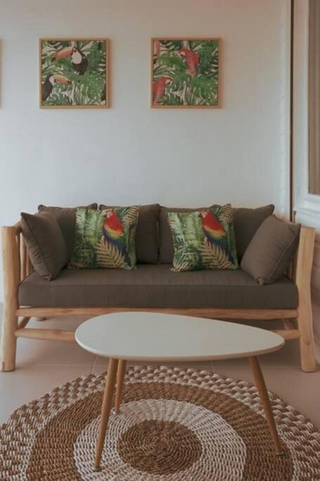 Studio magnifique vue sur mer photo 3