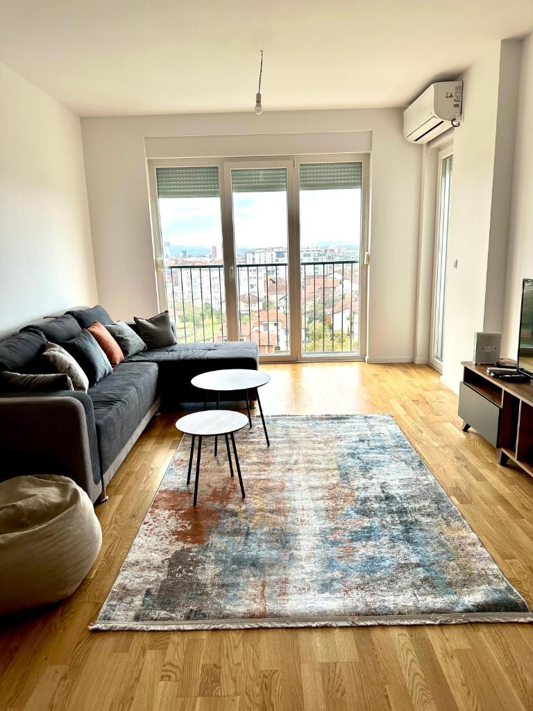 Skyline Apartment 1 photo 4
