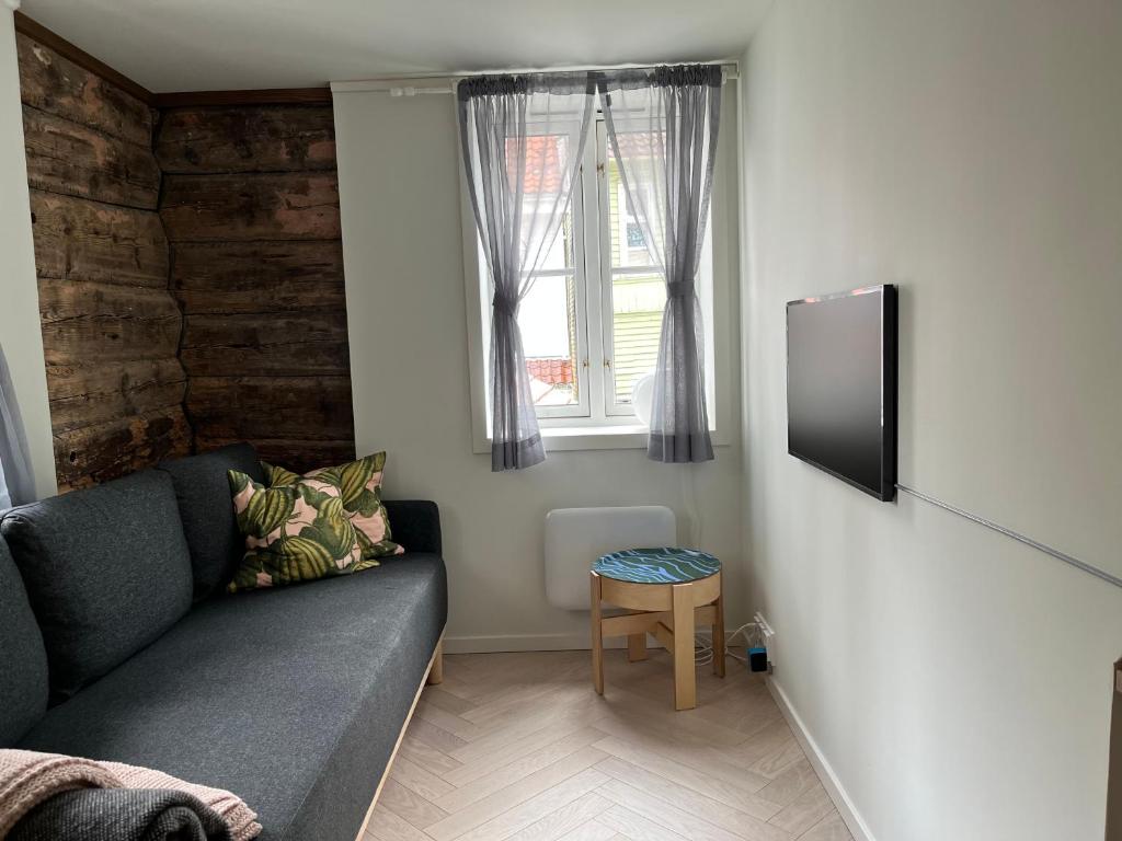 Renovated apartment from 1780, located in heritage site (Skuteviken) photo 1