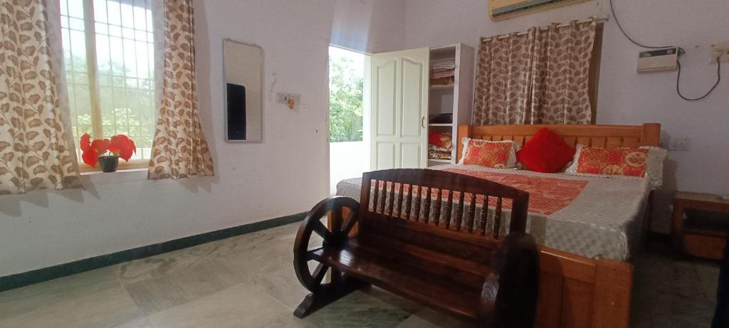 Pondy Holiday Home photo 4
