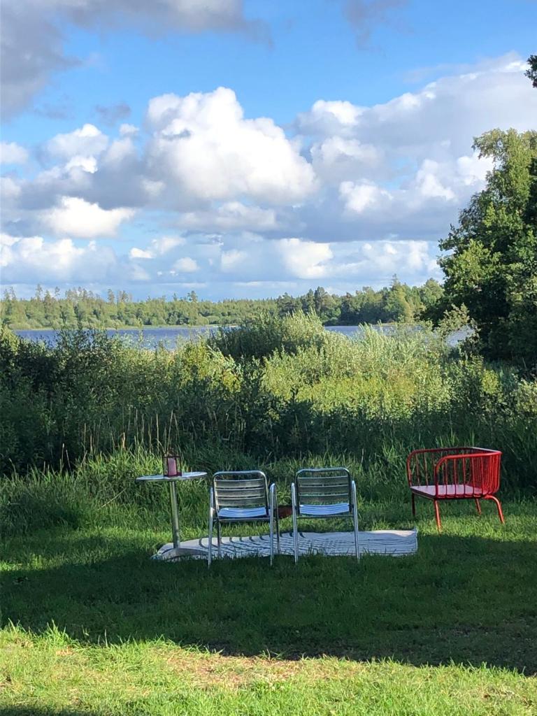 Agundaborg Lake hut with a view photo 1