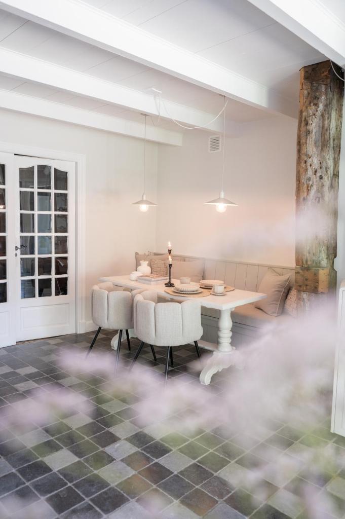 Chez Lindy Country Guesthouse photo 3