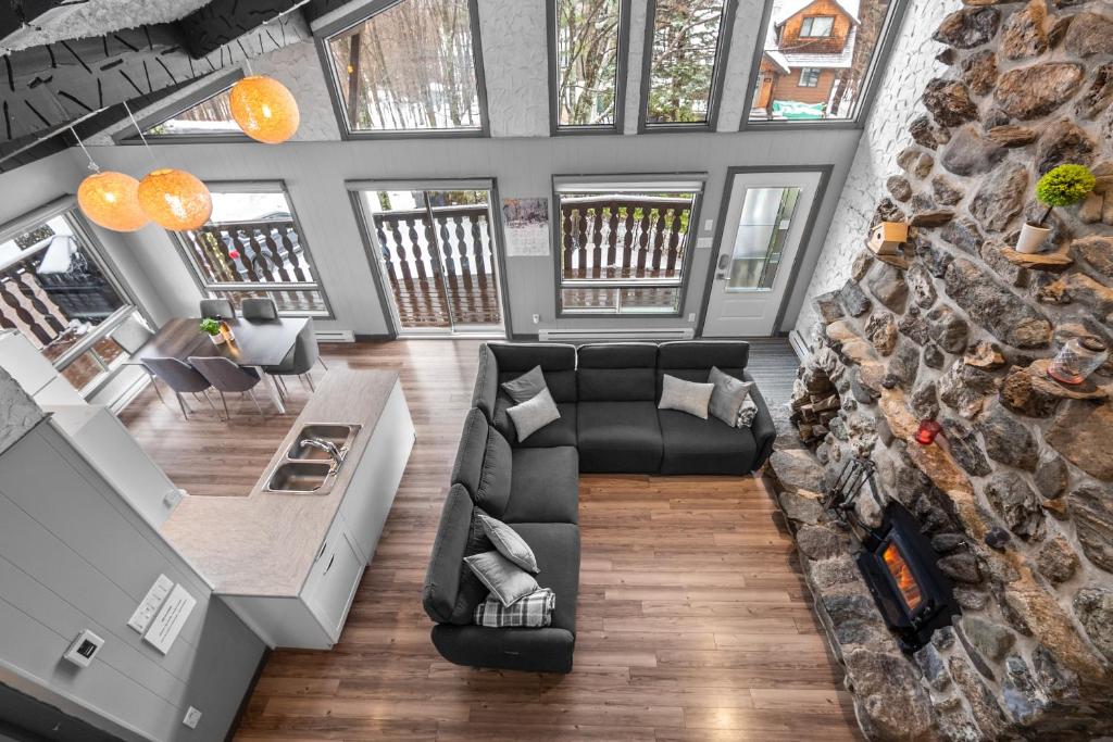 The Alpine, Bee Bop and Zig Zag condos of Mount Sutton photo 1