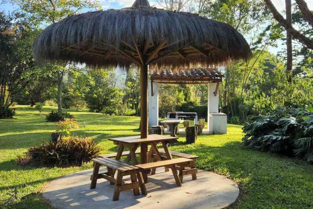 Beautiful Country House located in Llanogrande photo 1